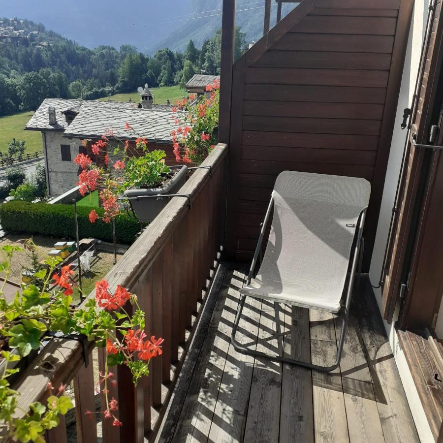 Hotel Ottoz Meuble Courmayeur Ngoại thất bức ảnh
