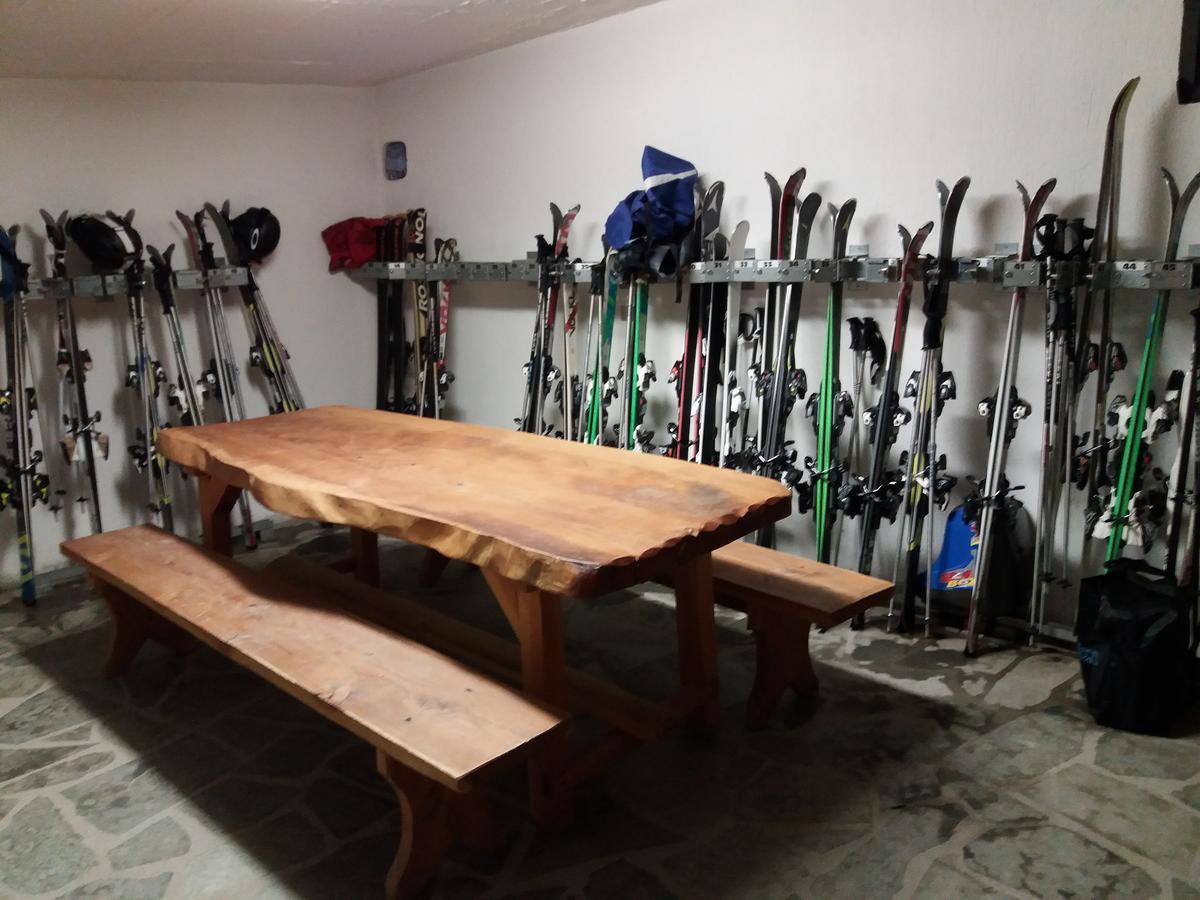 Hotel Ottoz Meuble Courmayeur Ngoại thất bức ảnh